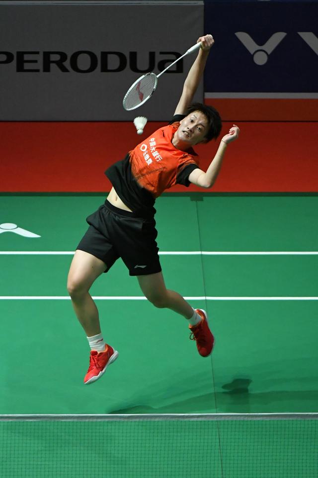 通过三次肘 通过三次肘