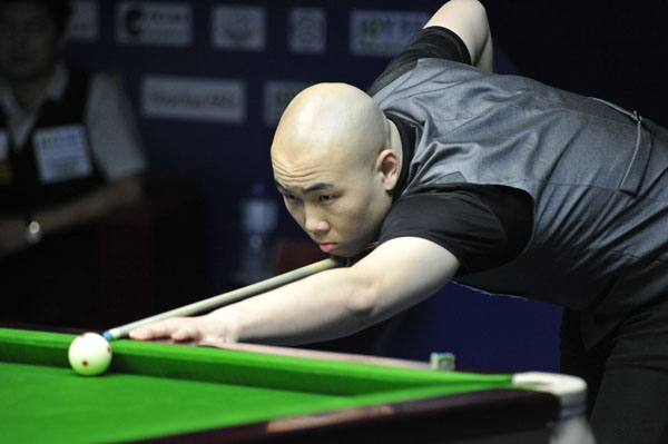 比賽用球的 比賽用球的